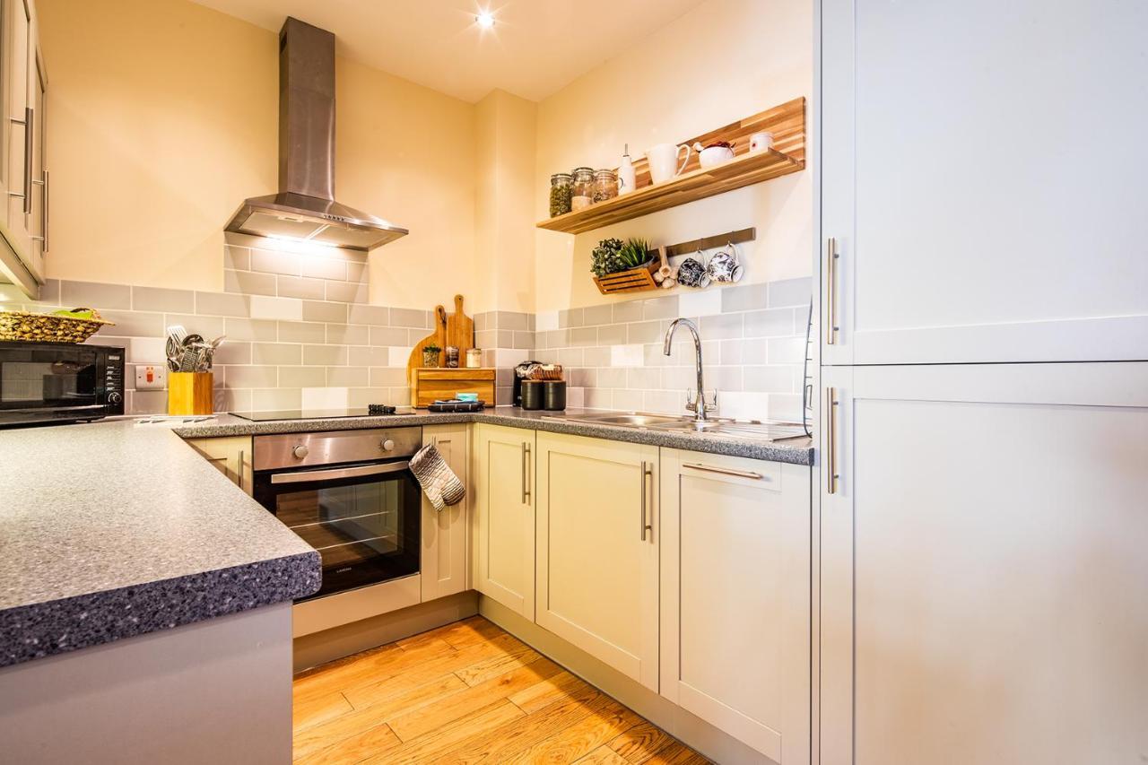 Buxton Centre Cosy Cottage With Free Secure Parking Eksteriør billede